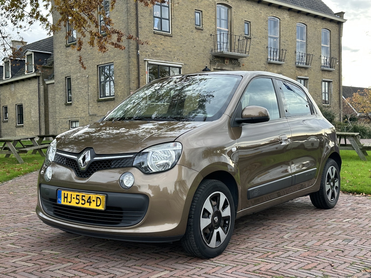 Renault Twingo - 1.0 SCe Collection NAP * 5 drs * inruil mogelijk - AutoWereld.nl