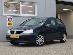 Volkswagen Golf - 1.6 Trendline