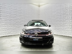 Volkswagen Golf - 2.0 TSI GTI Performance PANO VIRTUAL ACC