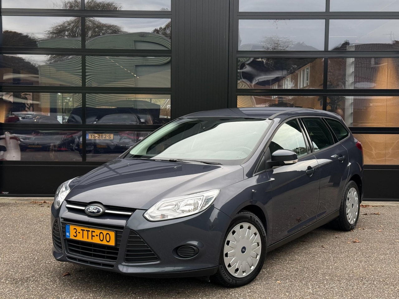 Ford Focus Wagon - 1.6 TDCI Trend 1e eigenaar 101.000 km - AutoWereld.nl