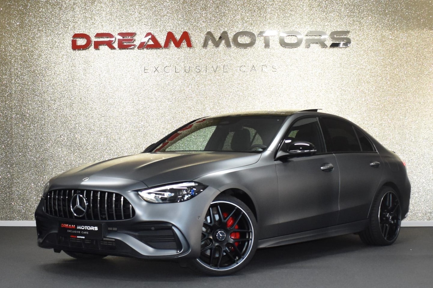 Mercedes-Benz C-klasse - 300 e AMG 313pk | C63 AMG | STOELVENTILATIE | MEMORY | HEAD-UP - AutoWereld.nl