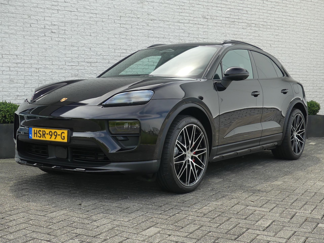 Porsche Macan - 4S 516PK 22-INCH/PANO.DAK/LUCHTVERING/OFF.ROAD PAKKET - AutoWereld.nl