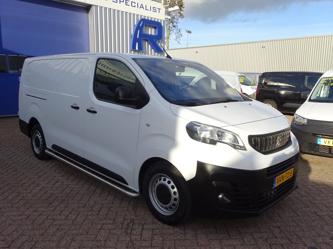 Peugeot Expert - 1.5 BlueHDI 100 S&S L3 Verlengde uitvoering - AutoWereld.nl
