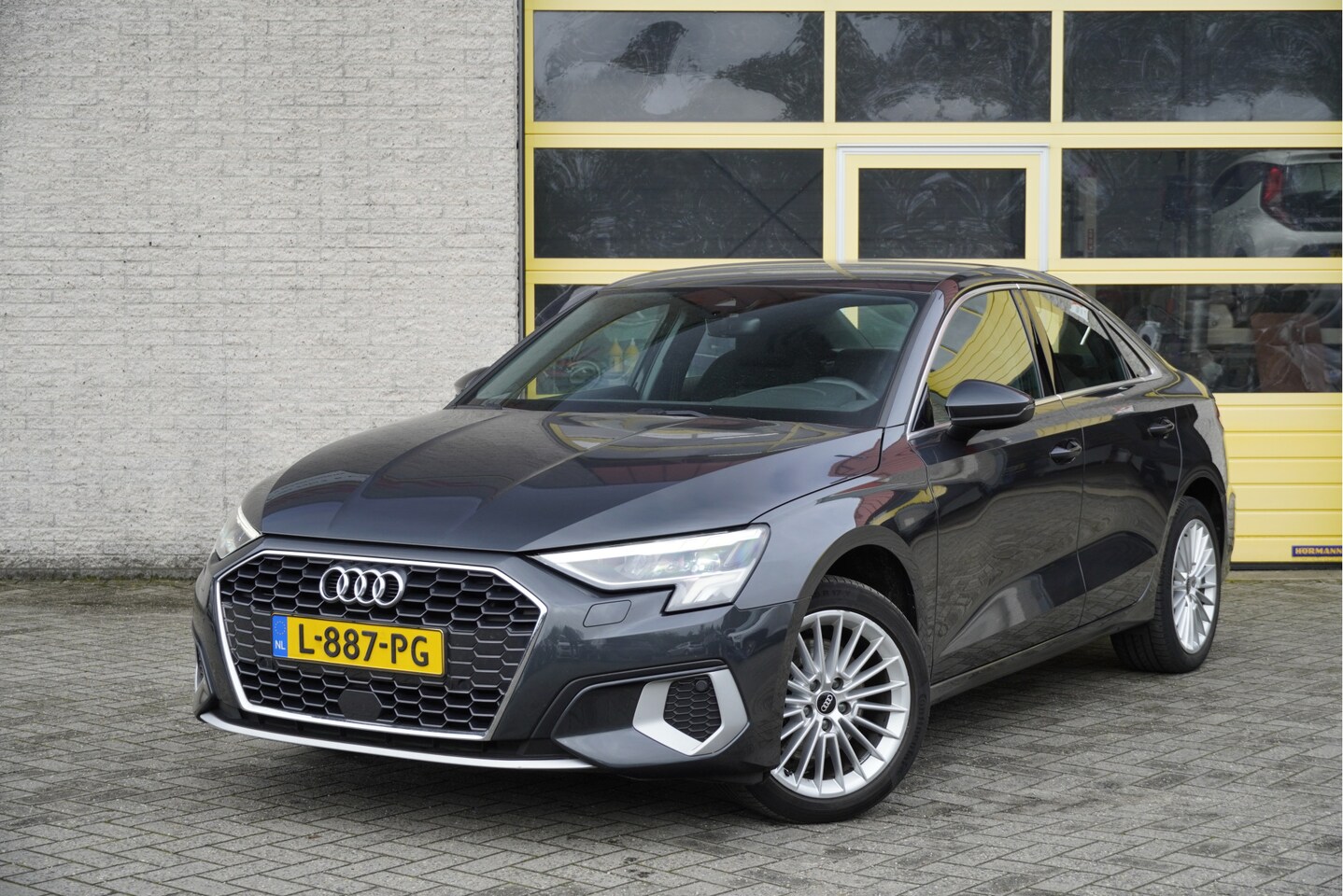Audi A3 Limousine - 30 TFSI Automaat! Business Edition BJ2021 Lmv 17" | Led V+A | Pdc | Navi | Dynamische knip - AutoWereld.nl