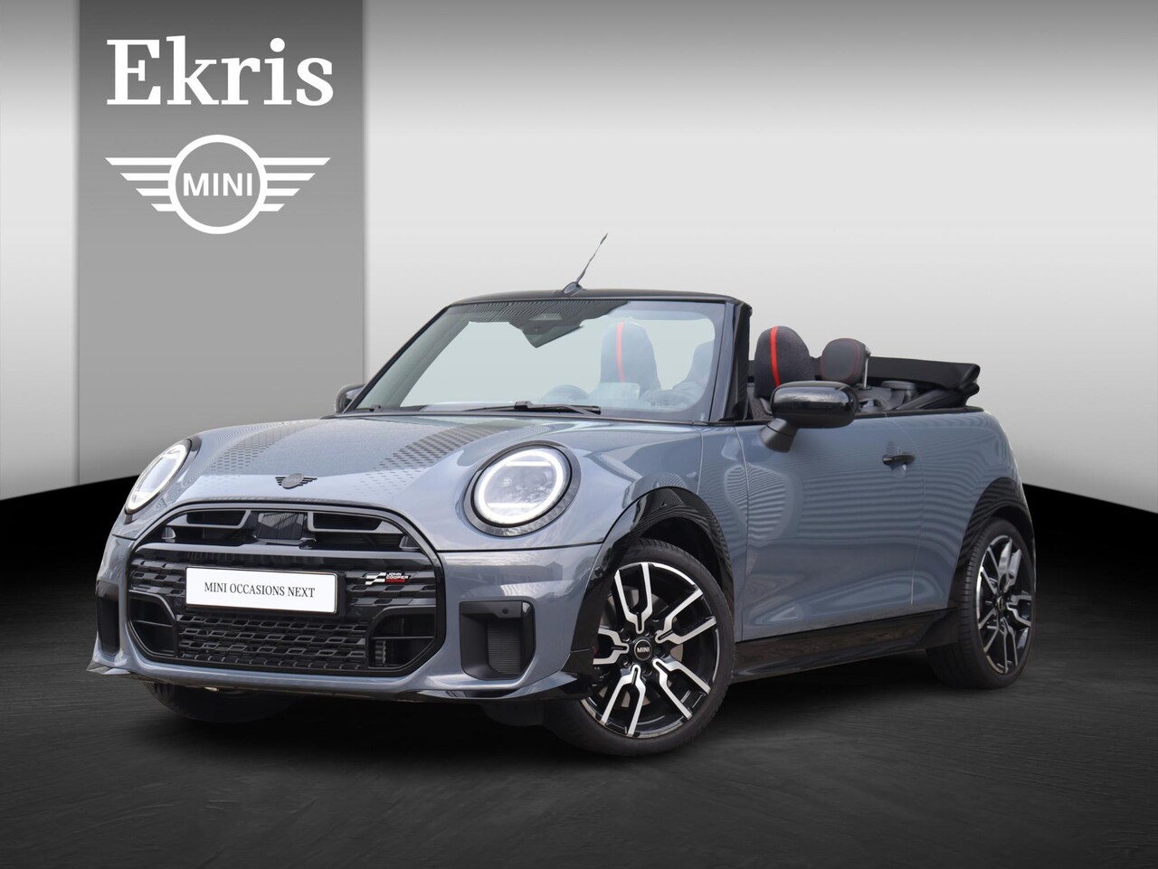 MINI Cabrio - Cooper C | John Cooper Works Uitvoering + Pakket M + Comfort Access + Head-Up + Driving As - AutoWereld.nl