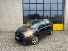 Dacia Lodgy - 1.3 TCe Essential 7p, Stoel verwarming, Navi