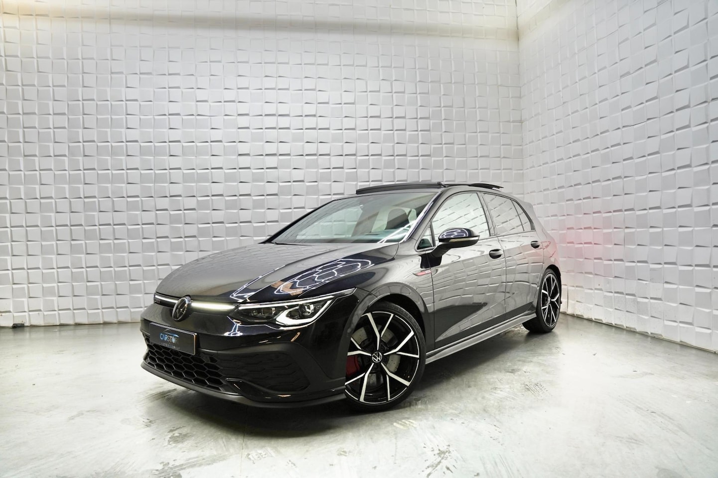 Volkswagen Golf - 2.0 TSI GTI CLUBSPORT PANO IQ H&K HEAD UP - AutoWereld.nl