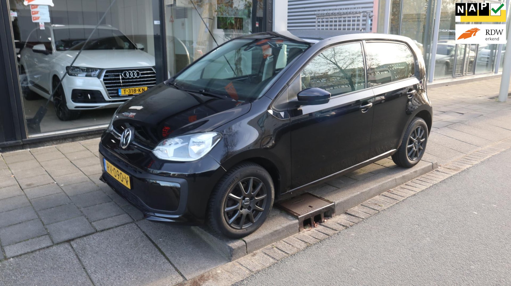 Volkswagen Up! - 1.0 BMT move up! AIRCO/ LM VELGEN - AutoWereld.nl