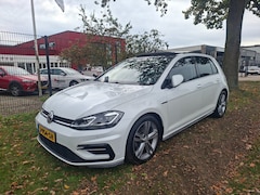 Volkswagen Golf - 1.0 TSI OPF