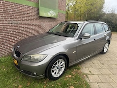 BMW 3-serie Touring - 318i B-ness Line*2010*Cruise|Ecc|Xen|Nav