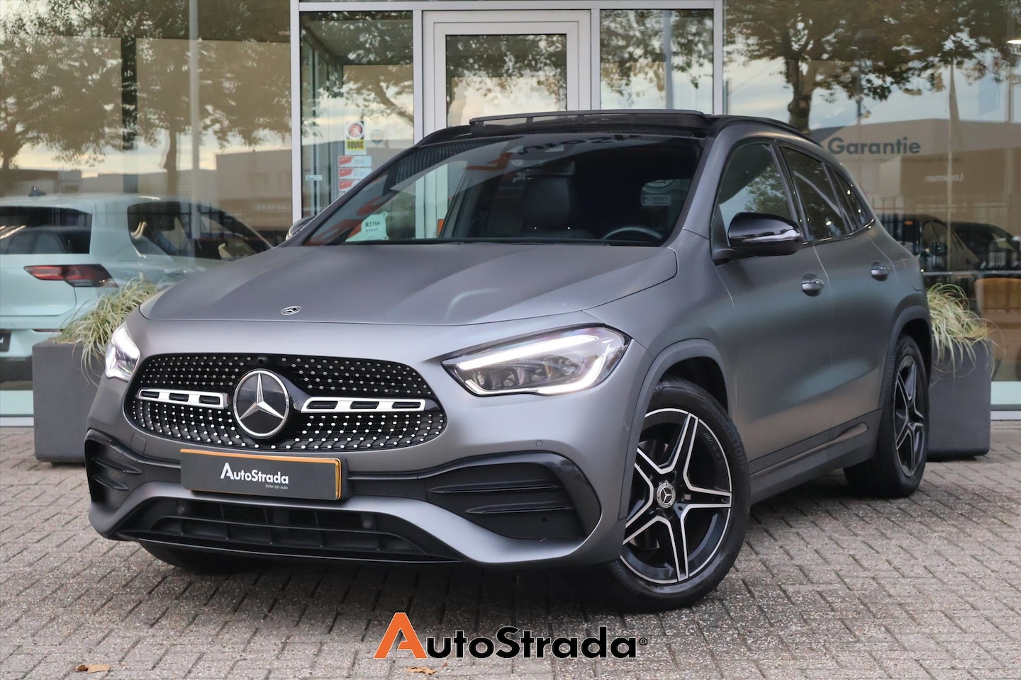 Mercedes-Benz GLA-Klasse - 200 AMG-Line 163pk | Designo | Sfeer | Memory | Keyless | Pano | Camera | Cruise | Carplay - AutoWereld.nl