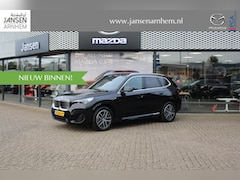 BMW iX1 - eDrive20 67 kWh , Automaat, M-Sportpakket, Leder/alcantara Bekleding, Navi, Clima, Camera,