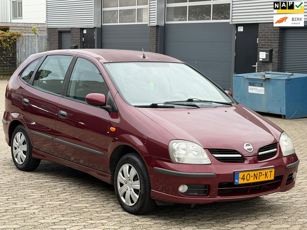 Nissan Almera Tino - 1.8 Acenta AIRCO CAMERA TREKHAAK EXPORT - AutoWereld.nl