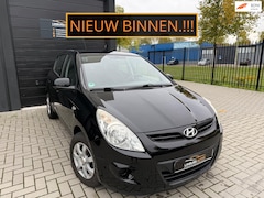 Hyundai i20 - 1.2i i-Catcher Airco Elek Ramen Lage KM