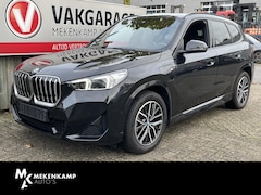 BMW X1 - xDrive 25e M-Sport Shadow Line 18''/Sportstoelen/Keyless/Stoelverwarming/Camera/Elektrisch