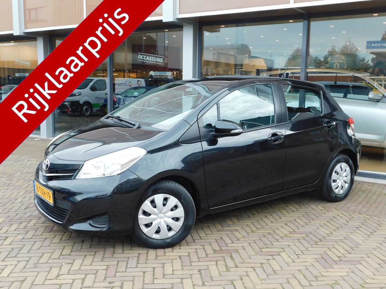 Toyota Yaris - 1.0 VVT-i Now 1.0 VVT-i Now - AutoWereld.nl