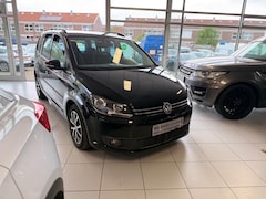 Volkswagen Touran - 1.6 TDI Highline Panorama