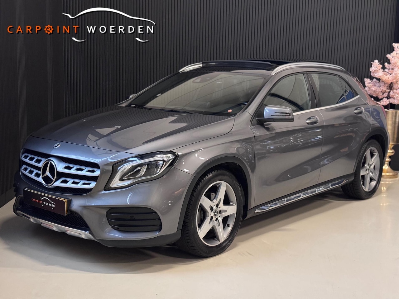 Mercedes-Benz GLA-Klasse - 180 AMG | NAP | PANO | CAMERA | NL AUTO - AutoWereld.nl