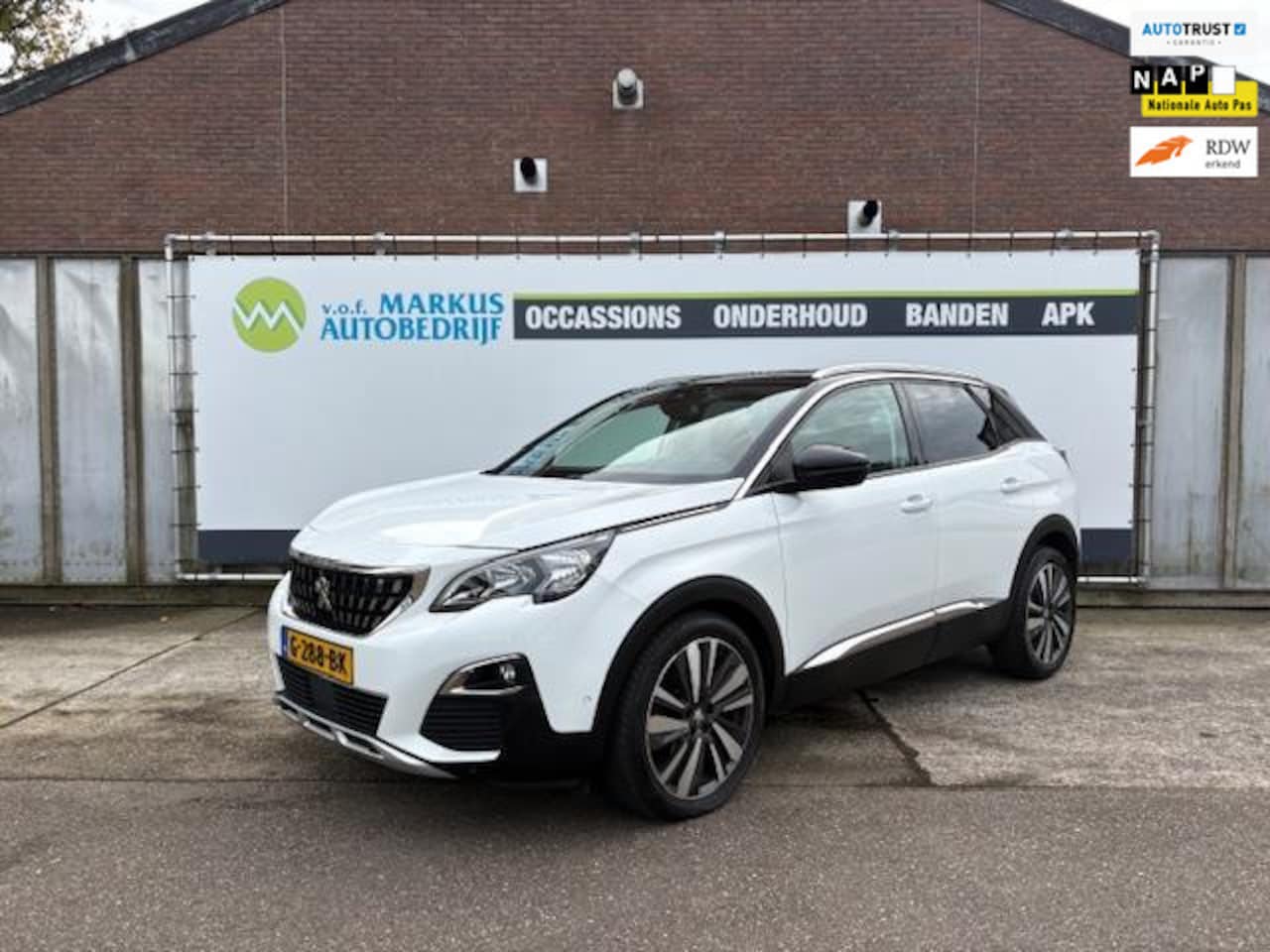 Peugeot 3008 - 1.2 PureTech Blue Lease Premium 1.2 PureTech Blue Lease Premium - AutoWereld.nl