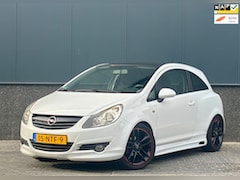 Opel Corsa - 1.4-16V Color Edition OPC-line NAP