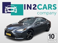 Lexus ES - 300h F Sport Line *Mark Levinson*Head-Up