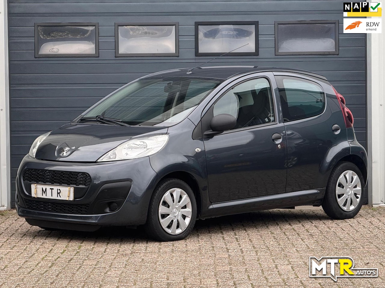 Peugeot 107 - 1.0 Access Accent 1e EIG.|NAP|AIRCO|APK 03-2026 - AutoWereld.nl
