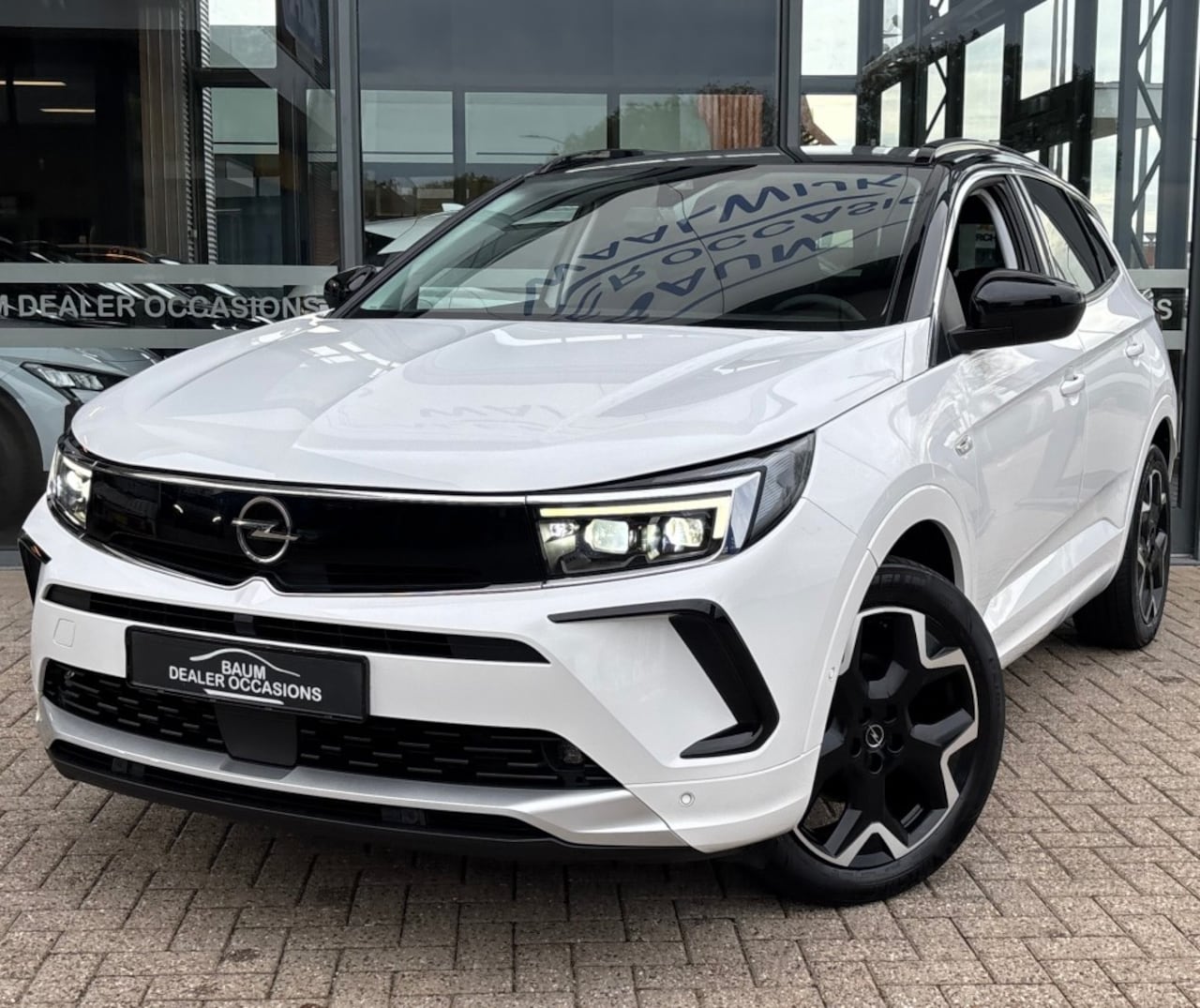 Opel Grandland - 1.2 TURBO ULTIMATE AUTOMAAT NAVI LMV PDC-CAMERA WINTERPACK - AutoWereld.nl