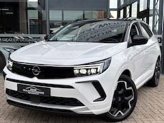 Opel Grandland - 1.2 TURBO ULTIMATE AUTOMAAT NAVI LMV PDC-CAMERA WINTERPACK