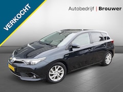 Toyota Auris - 1.8 Hybrid Dynamic Go Navigatie/Trekhaak/Cruise-control