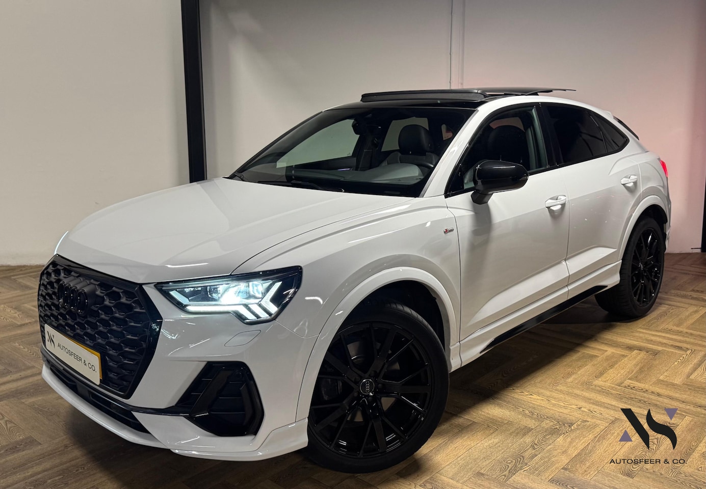 Audi Q3 Sportback - 45 TFSI quattro S-LINE PANO KEYLESS - AutoWereld.nl