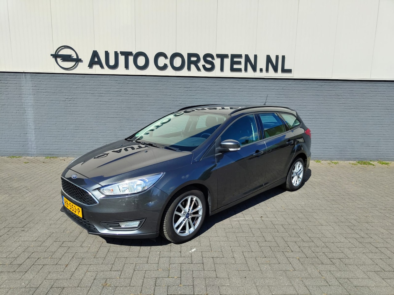 Ford Focus Wagon - T 101PK Navi Airco Cruise Control Pdc Trekhaak Edition Lmv Carkit - AutoWereld.nl