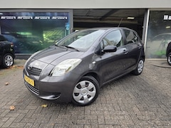 Toyota Yaris - 1.3 VVTi Sol | 1E EIGENAAR | 12MND GARANTIE | NW KOPPELING | AIRCO