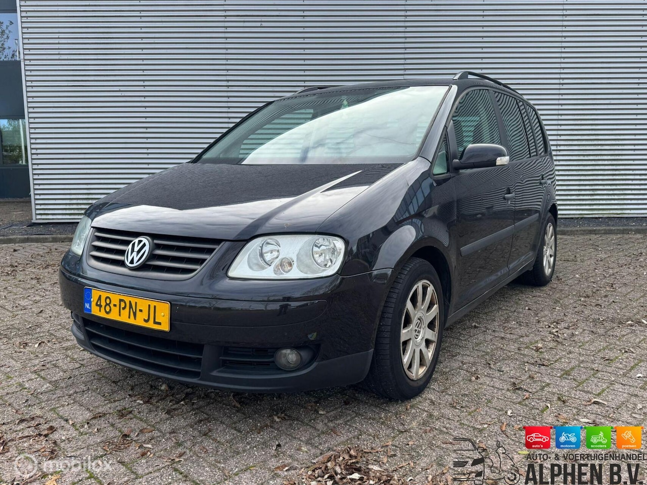 Volkswagen Touran - 1.6-16V FSI Athene- 7 pers - AutoWereld.nl