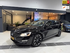 Volvo V60 - 2.4 D6 AWD Plug-In Hybrid Summum|Pano|Cam|Memory|Trekhaak|NAP