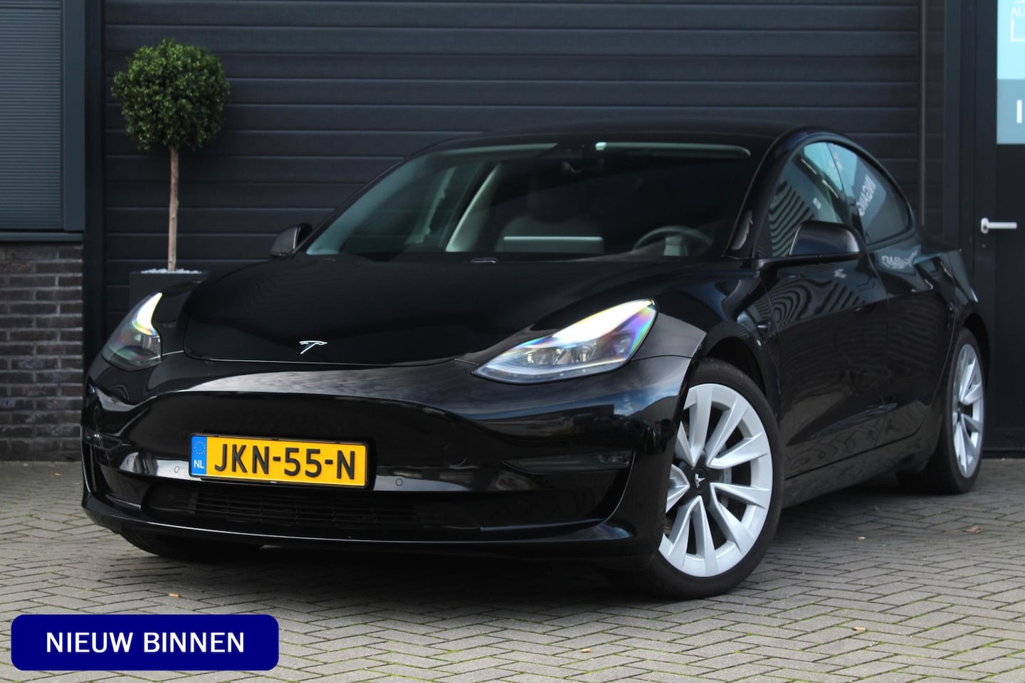 Tesla Model 3 - Long Range RWD Long Range AWD 75 kWh | 97% SOH | Facelift | Enhanced Autopilot | Warmtepomp | Panoramadak - AutoWereld.nl