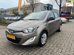 Hyundai i20 - 1.2i Business Edition - Led - Airco - Trekhaak