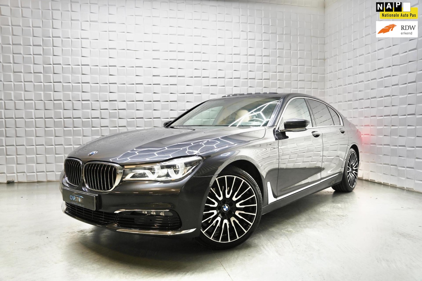 BMW 7-serie - 740i High Executive SCHUIFDAK HEAD UP 360 NAP - AutoWereld.nl