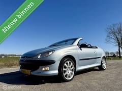 Peugeot 206 CC - 2.0-16V, Leer, 140 PK, APK Maart 2026