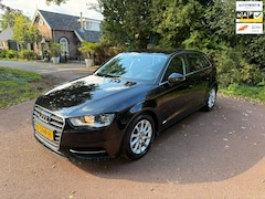 Audi A3 Sportback - 1.6 TDI ultra Attraction / Navi / PDC / Aux / Lm / Airco