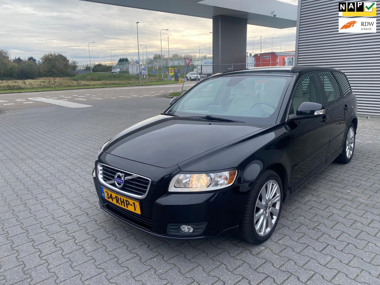 Volvo V50 - 2.0 Business Pro Edition 2.0 Business Pro Edition - AutoWereld.nl