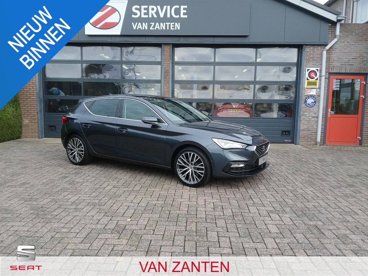 SEAT Leon - 1.4 TSI eHybrid PHEV Xperience Business Intense + Panoramadak + 18 inch + Camera + Trekhaa - AutoWereld.nl
