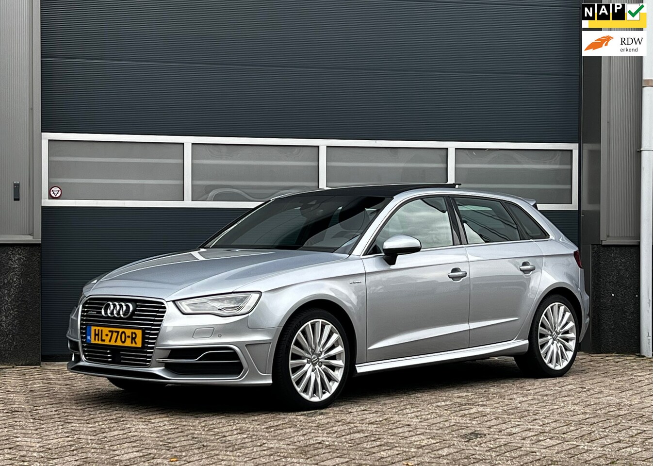 Audi A3 Sportback - 1.4 e-tron PHEV Ambition Pro Line plus bj.2015 Pano|Camera|Nap - AutoWereld.nl