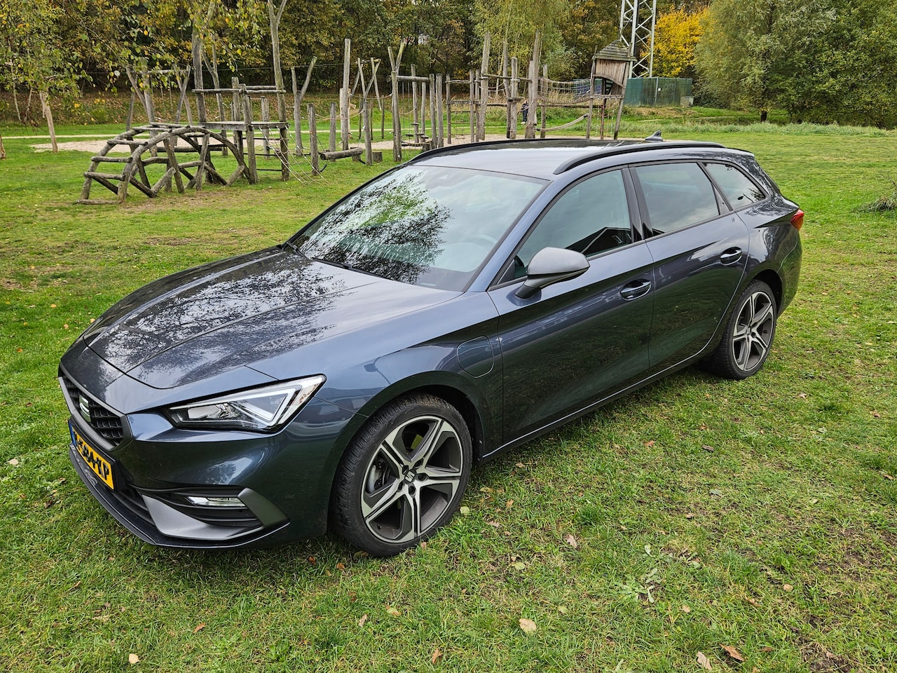 SEAT Leon Sportstourer - 1.4 TSI eHybrid FR PHEV - AutoWereld.nl