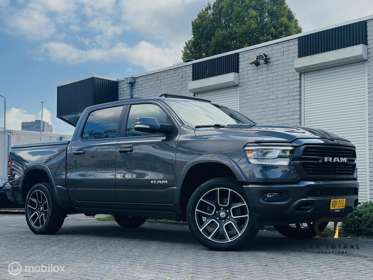 Dodge Ram 1500 - 4X4 5.7 V8 4x4 Crew Cab Limited|PANO|360CAM| - AutoWereld.nl