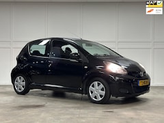 Toyota Aygo - 1.0-12V Comfort Navigator / 2011 / Airco / Navigatie