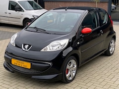 Peugeot 107 - 1.0-12V street racing sport NIEUWSTAAT AIRCO L.M. VELGEN ELEKTR PAKKET