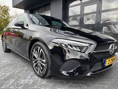 Mercedes-Benz A-klasse - 180 Star Edition AMG Line Pano Camera