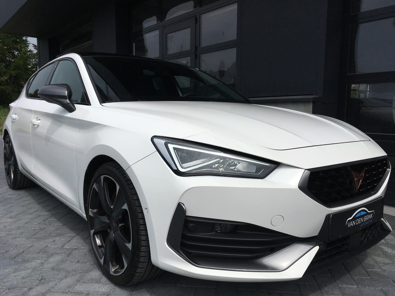 CUPRA Leon - 1.4 e-Hybrid VZ Pano - AutoWereld.nl