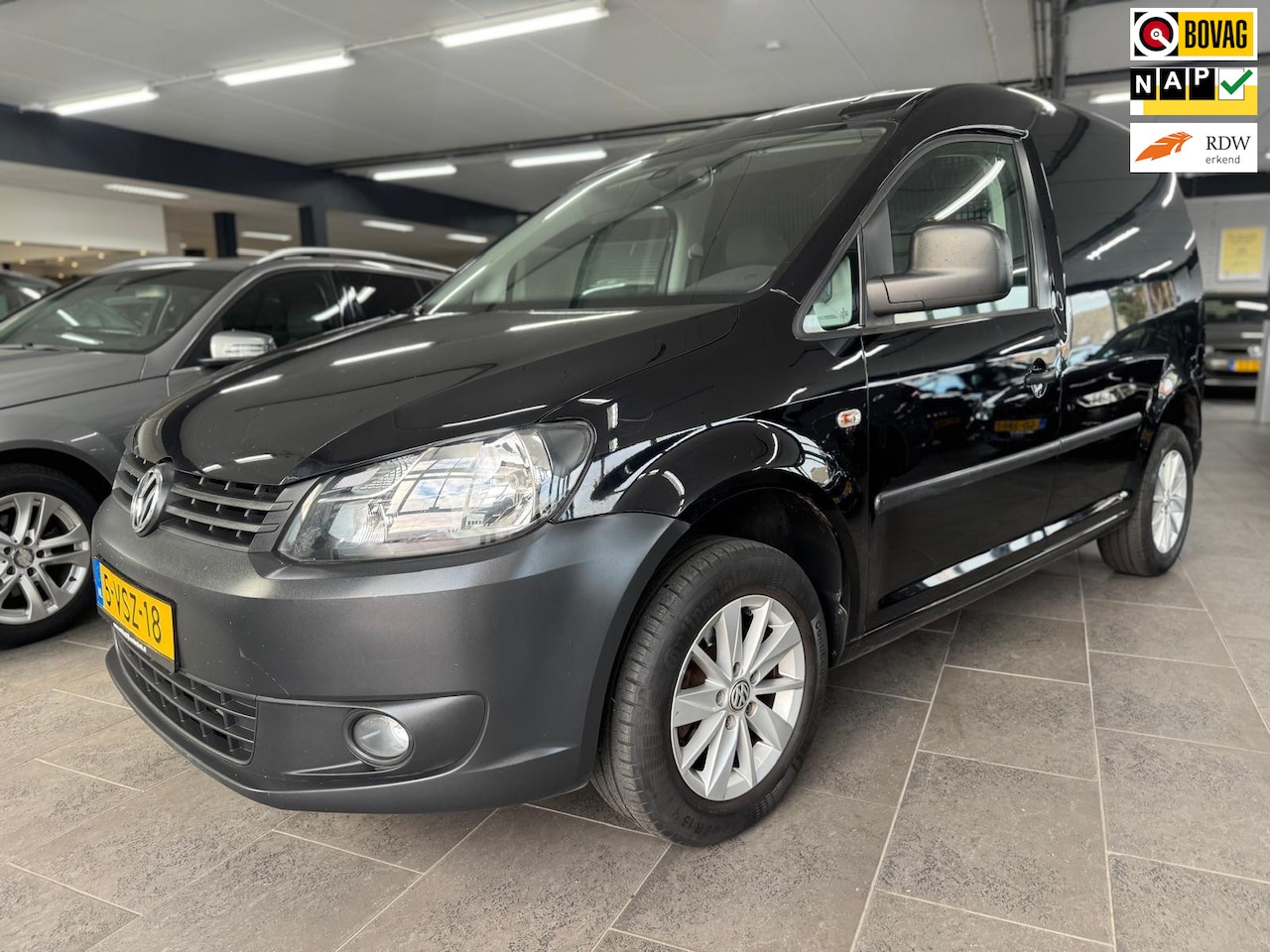 Volkswagen Caddy - 1.6 TDI BMT marge airco cruise controle lm-velgen elektrische pakket trekhaak start&stop - AutoWereld.nl