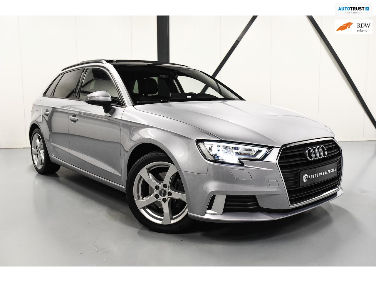 Audi A3 Sportback - 1.4 TFSI S-Tronic | PANO | NAVI | Xenon | Dealer onderhouden - AutoWereld.nl